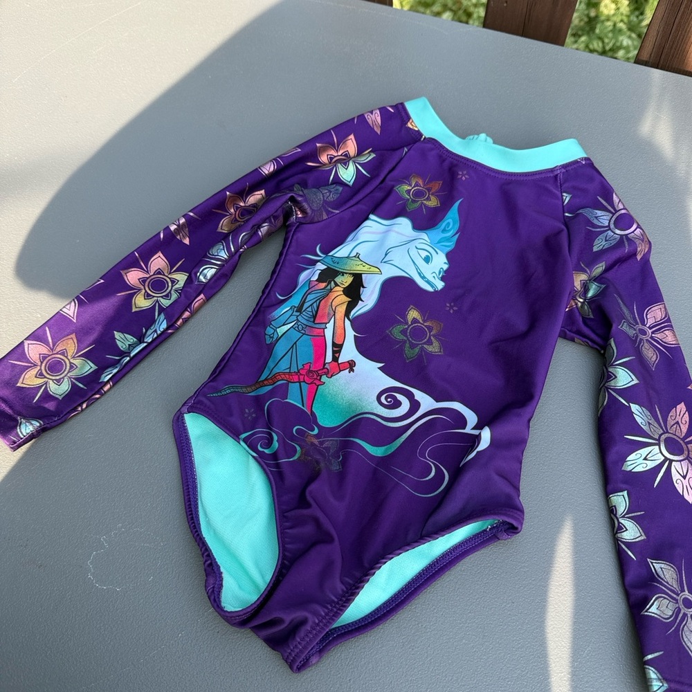 🧡3T Disney Girls Raya&Sisu Raya & The Last Dragon swimsuit/rashgard